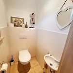 Holiday home Luxurioeses, Familienfreundliches ,,amy,, Mit Whirlpoolwanne, Kamin Und Garten