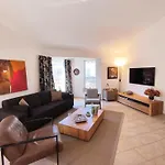 Luxurioeses, Familienfreundliches ,,amy,, Mit Whirlpoolwanne, Kamin Und Garten *