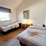 Holiday home Luxurioeses, Familienfreundliches ,,amy,, Mit Whirlpoolwanne, Kamin Und Garten Hinterhausen