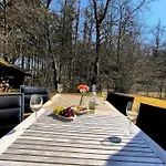 Holiday home Luxurioeses, Familienfreundliches ,,amy,, Mit Whirlpoolwanne, Kamin Und Garten Hinterhausen