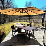 Luxurioeses, Familienfreundliches ,,amy,, Mit Whirlpoolwanne, Kamin Und Garten Hinterhausen