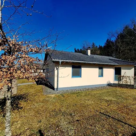 Luxurioeses, Familienfreundliches ,,amy,, Mit Whirlpoolwanne, Kamin Und Garten Hinterhausen