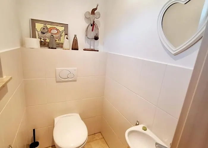 Dom wakacyjny Luxurioeses, Familienfreundliches ,,amy,, Mit Whirlpoolwanne, Kamin Und Garten