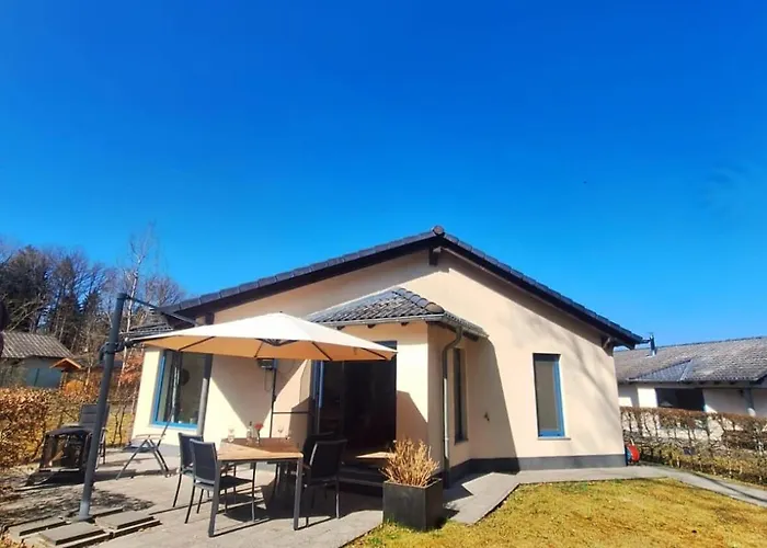 Luxurioeses, Familienfreundliches ,,amy,, Mit Whirlpoolwanne, Kamin Und Garten *