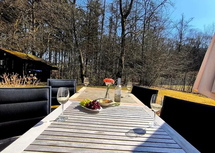 Dom wakacyjny Luxurioeses, Familienfreundliches ,,amy,, Mit Whirlpoolwanne, Kamin Und Garten Hinterhausen