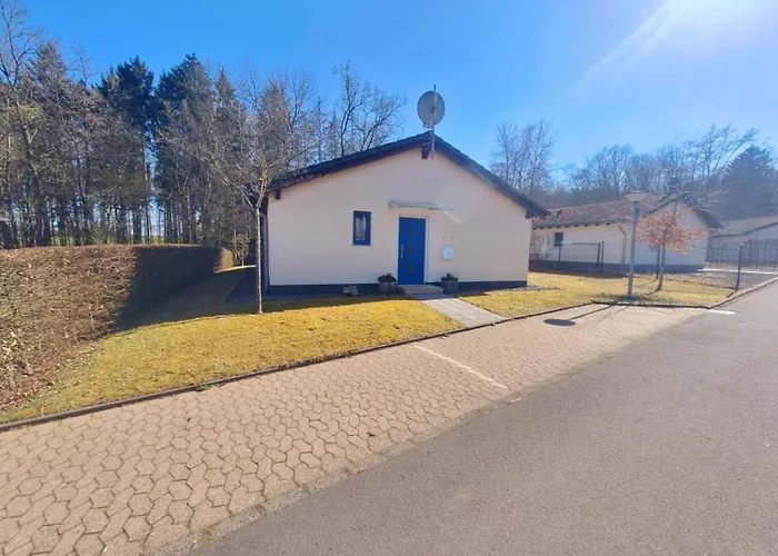 Dom wakacyjny Luxurioeses, Familienfreundliches ,,amy,, Mit Whirlpoolwanne, Kamin Und Garten